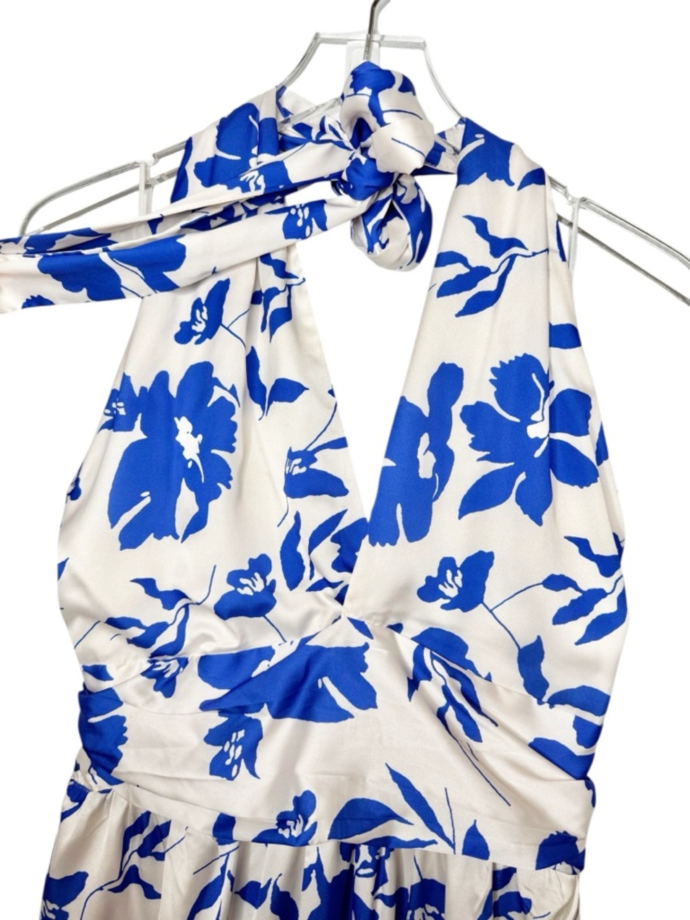 NEW Petal & Pup Allora Blue Floral Women’s Halter Satin Maxi Dress Sz M - Picture 5 of 14